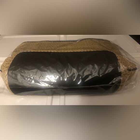 Gifted to Customer. Cute Crochet Bag by Bueno Butterfly appliqué, Beige/Black. - Picture 8 of 8